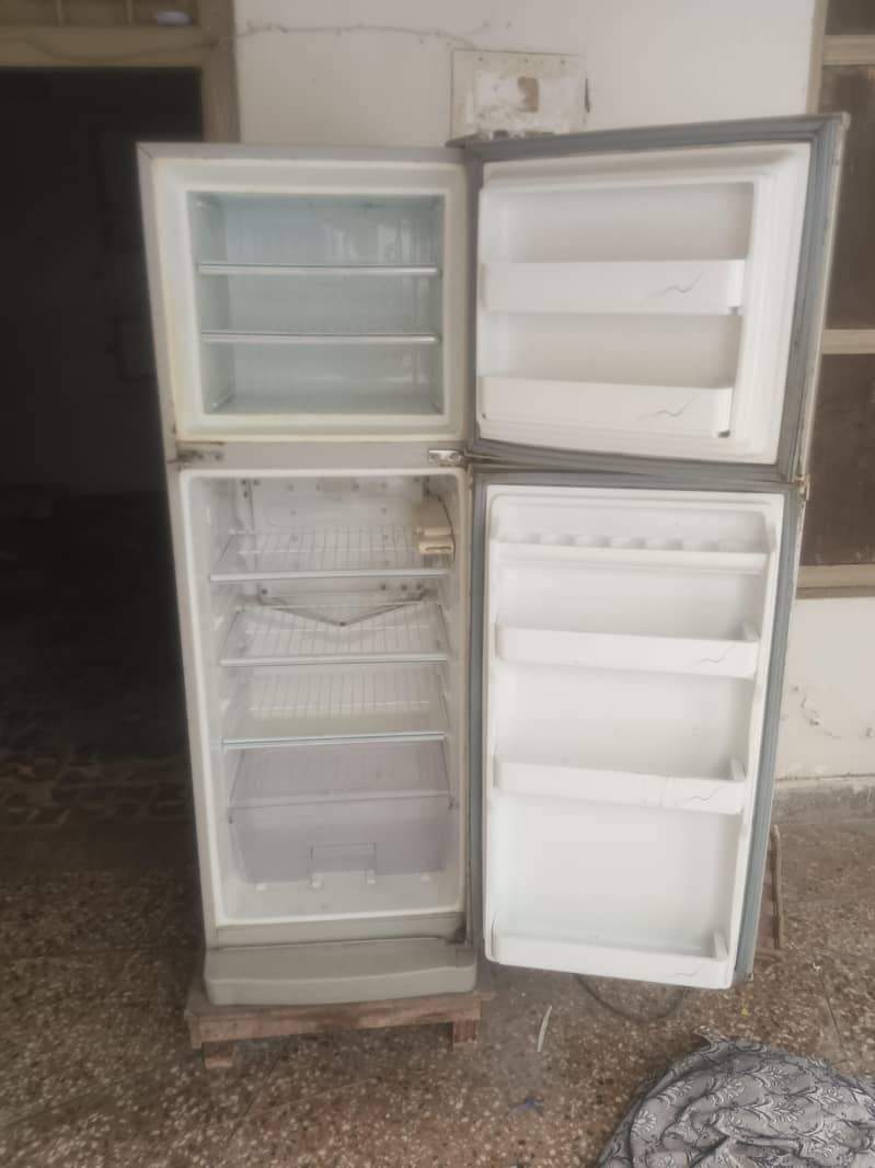 Dawlance Fridge 0