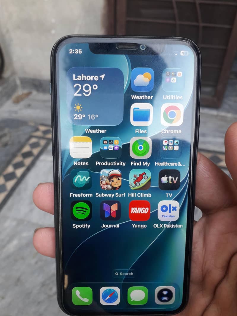 Apple iPhone 11 Pro 0
