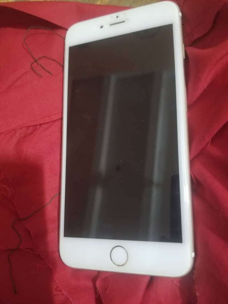 Apple iPhone 6 Plus 11