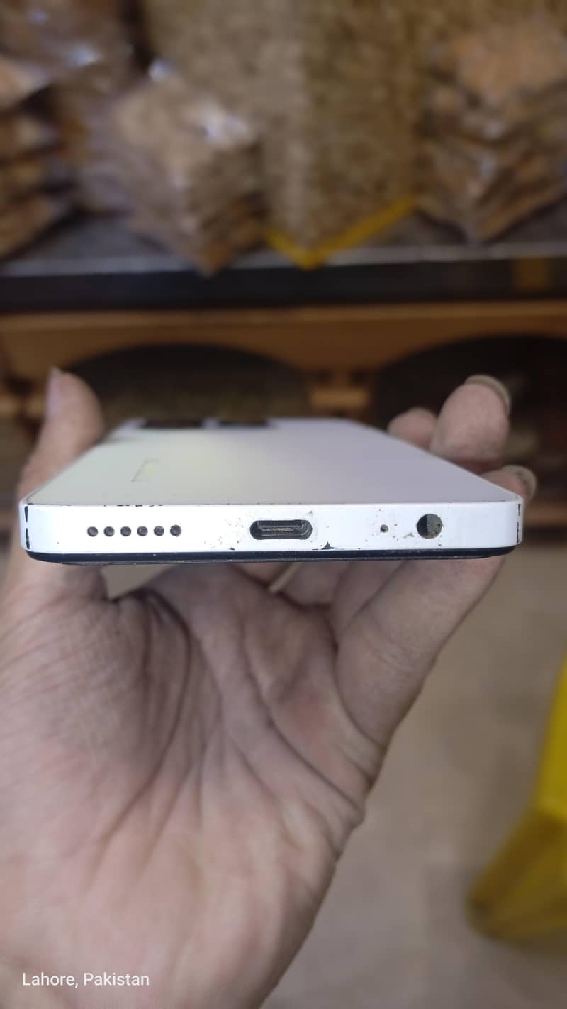 Tecno Spark 10 Pro 5