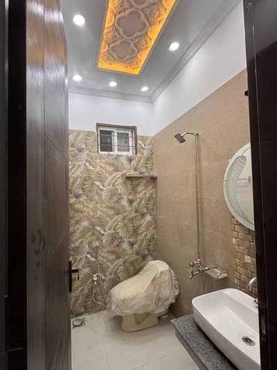 5 marla 2bed single story House availble for sale in park viwe city