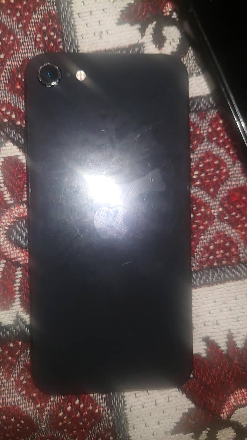 Apple iPhone SE 0