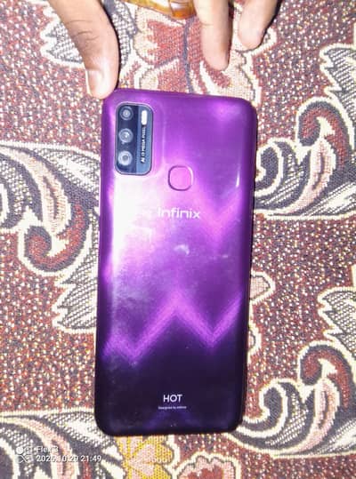 Infinix Hot 10