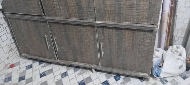 Almari 3 doors