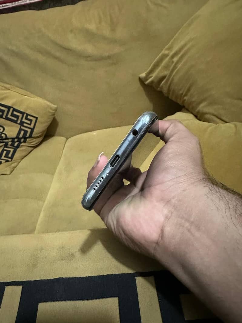Xiaomi Redmi Note 9S 0