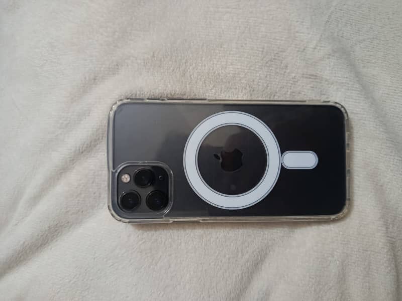 Apple iPhone 11 Pro 0