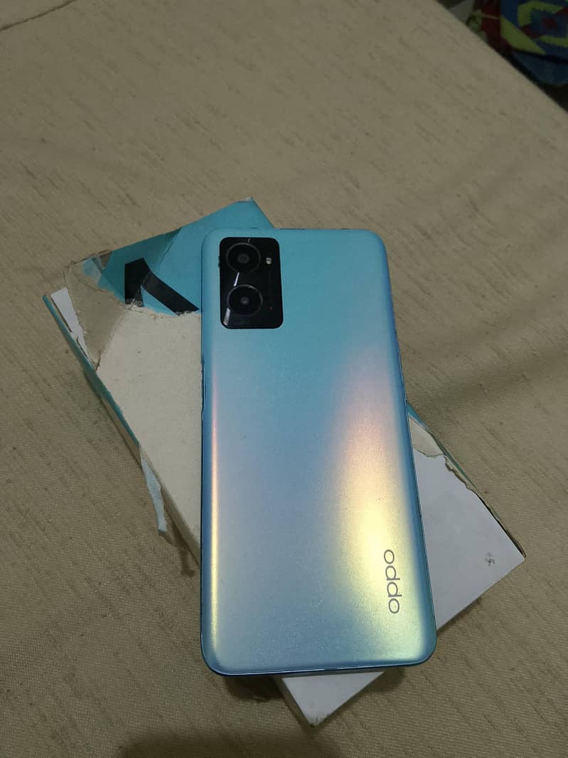 OPPO A76 0