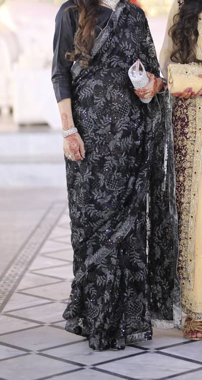 New condition sari for sale. . .