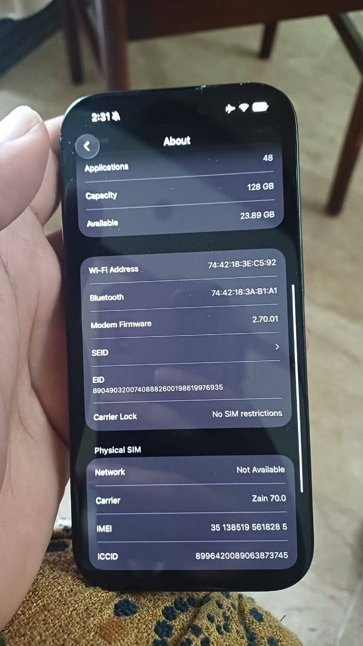Apple iPhone 16 Pro 8
