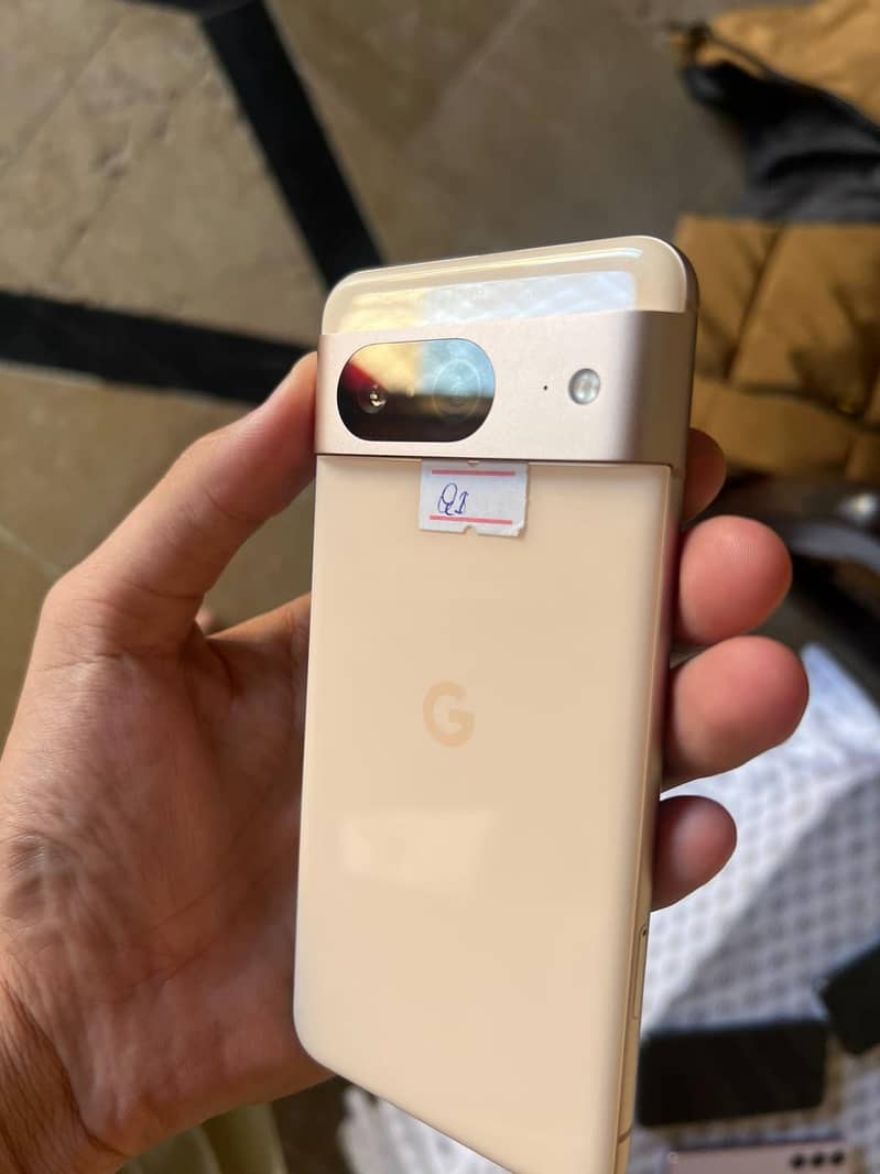 Google Pixel 8 1