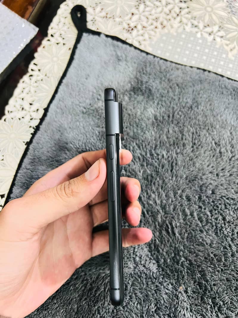 Google Pixel 8 3