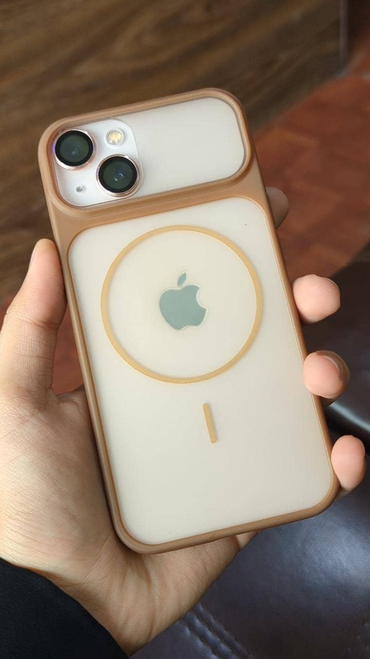 Apple iPhone 13 0