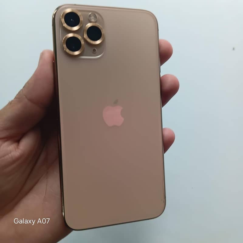 Apple iPhone 11 Pro 1