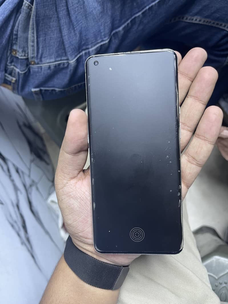 One Plus 9 Pro 4