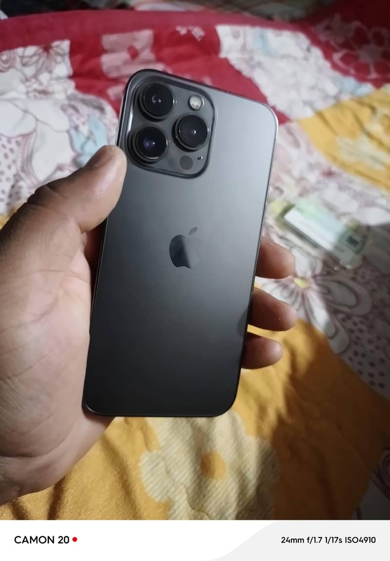 Apple iPhone 13 Pro 0