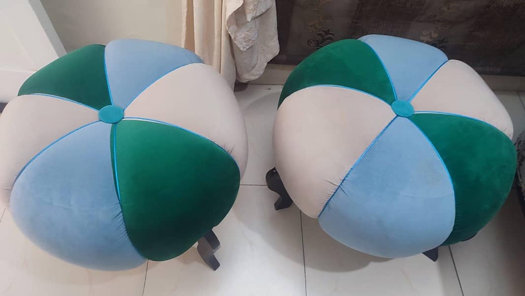 2 Stylish sofas 2