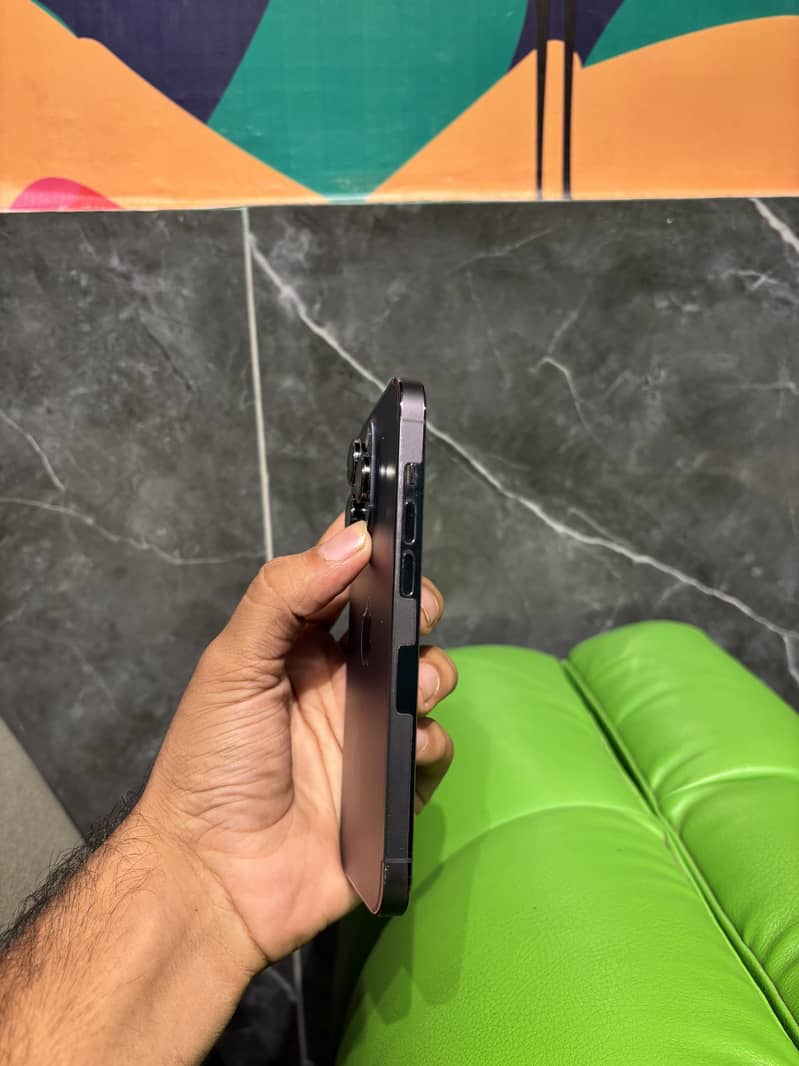 Apple iPhone 14 Pro 4