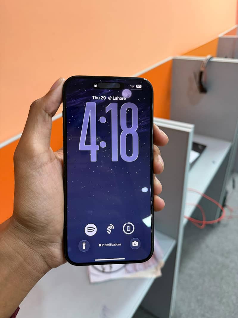 Apple iPhone 15 plus 0