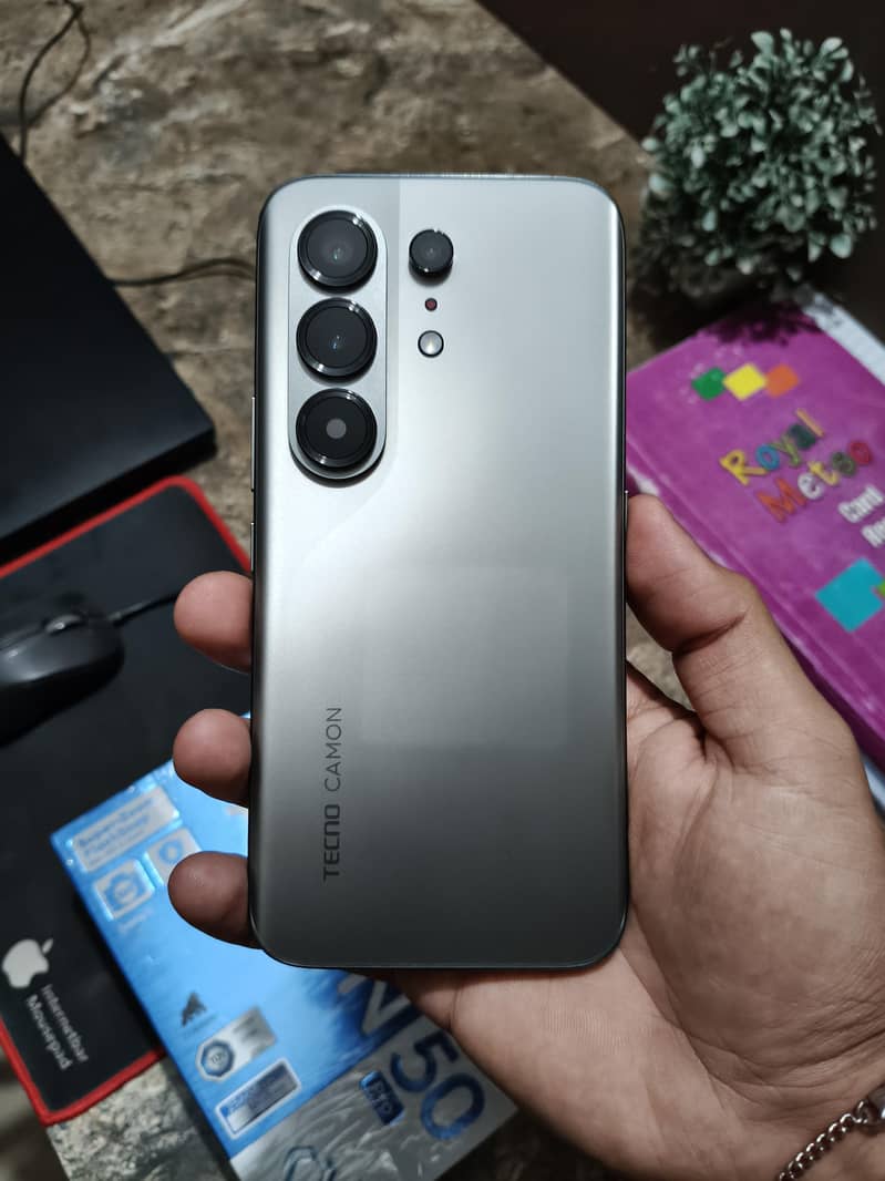 Tecno Camon 50 Pro 0