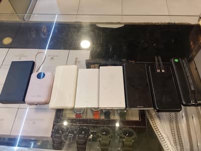 power bank all compny orginal 3000 per peice