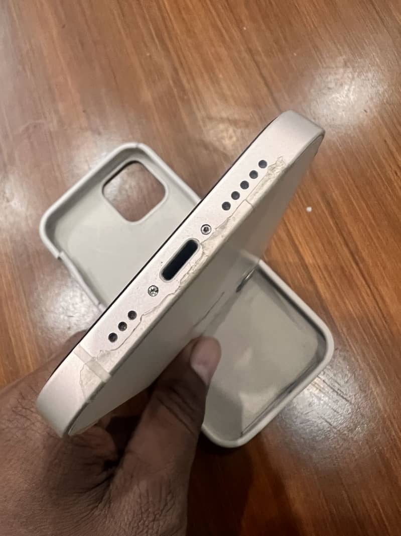 Apple iPhone 12 6