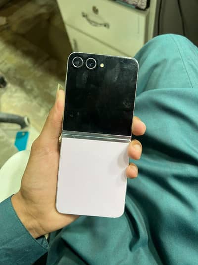 Samsung Mobile Z Flip 5