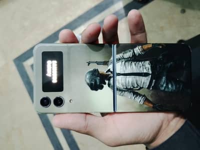 Samsung Galaxy Z Flip 4 for sale and Exchange possible