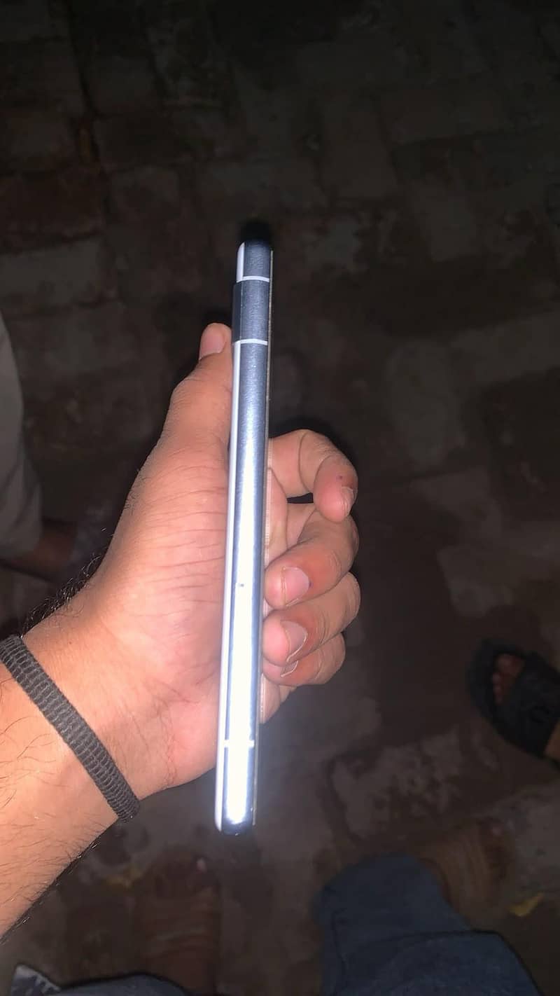 Google Pixel 7a 1