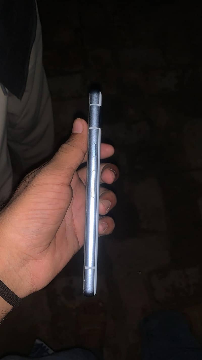 Google Pixel 7a 3