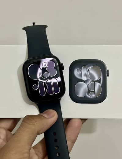 Series 11 Smart Watch – Premium Design with Apple Logo