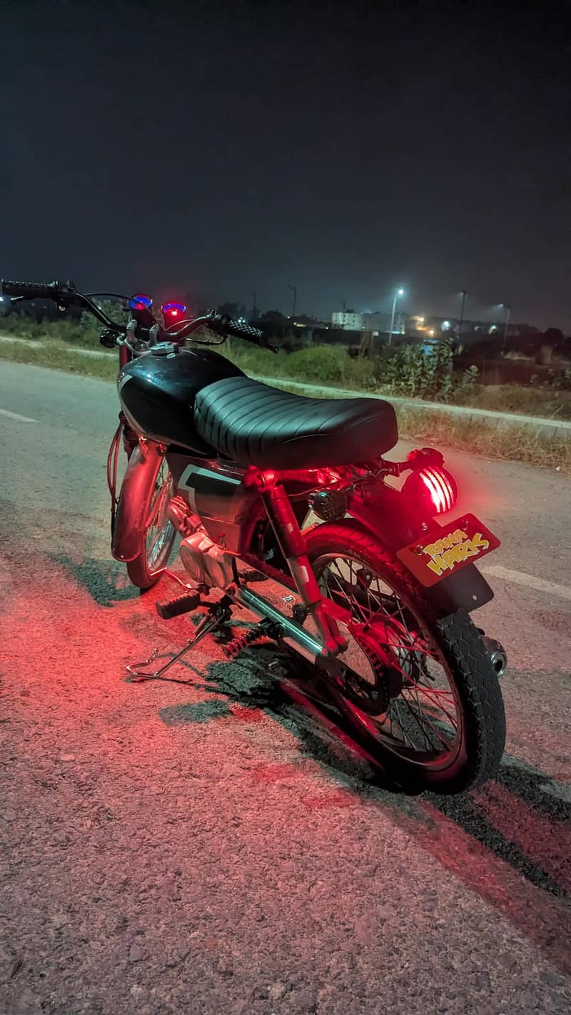 Cafe racer cd70 0