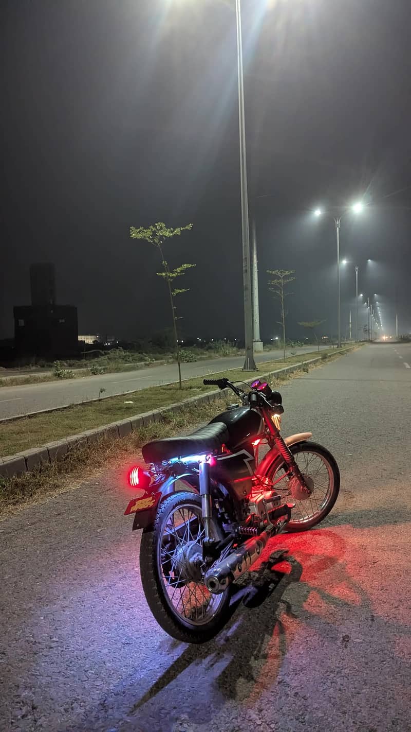 Cafe racer cd70 1