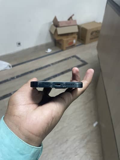 Apple iPhone 13 (FU)