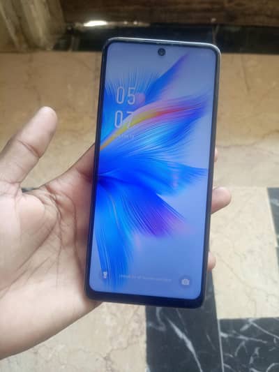 Infinix Note 30