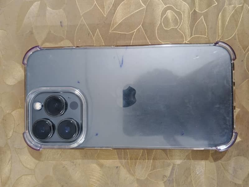 Apple iPhone 13 Pro 1