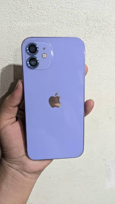 Apple iPhone 12