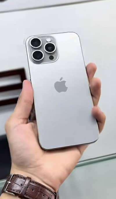 Apple iPhone 15 Pro Max