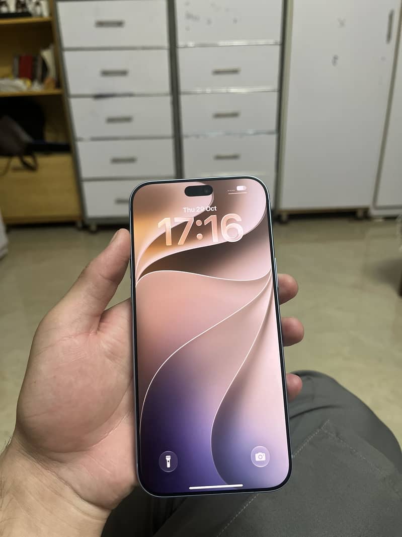 Apple iPhone 18 Pro Max 2