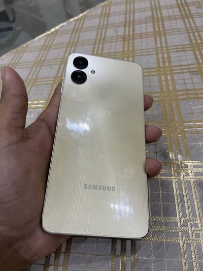 Samsung Mobile A06