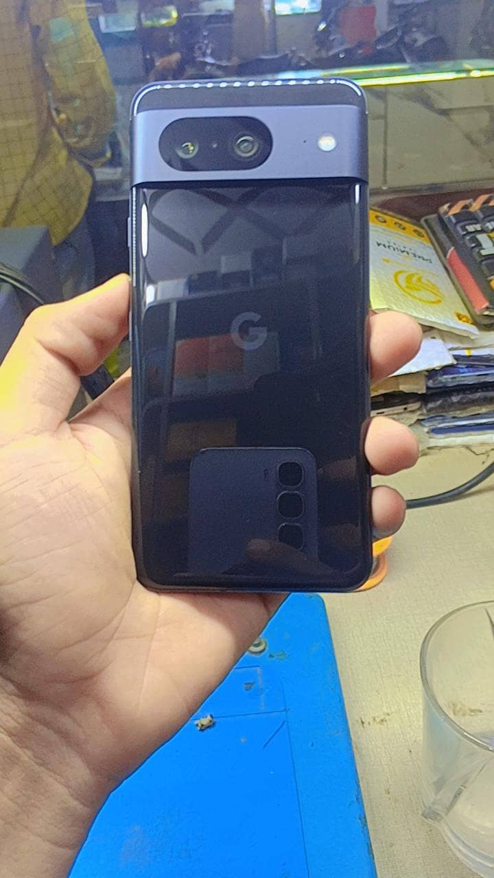Google pixel 8  8:128 1