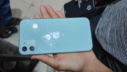 Apple iPhone 11