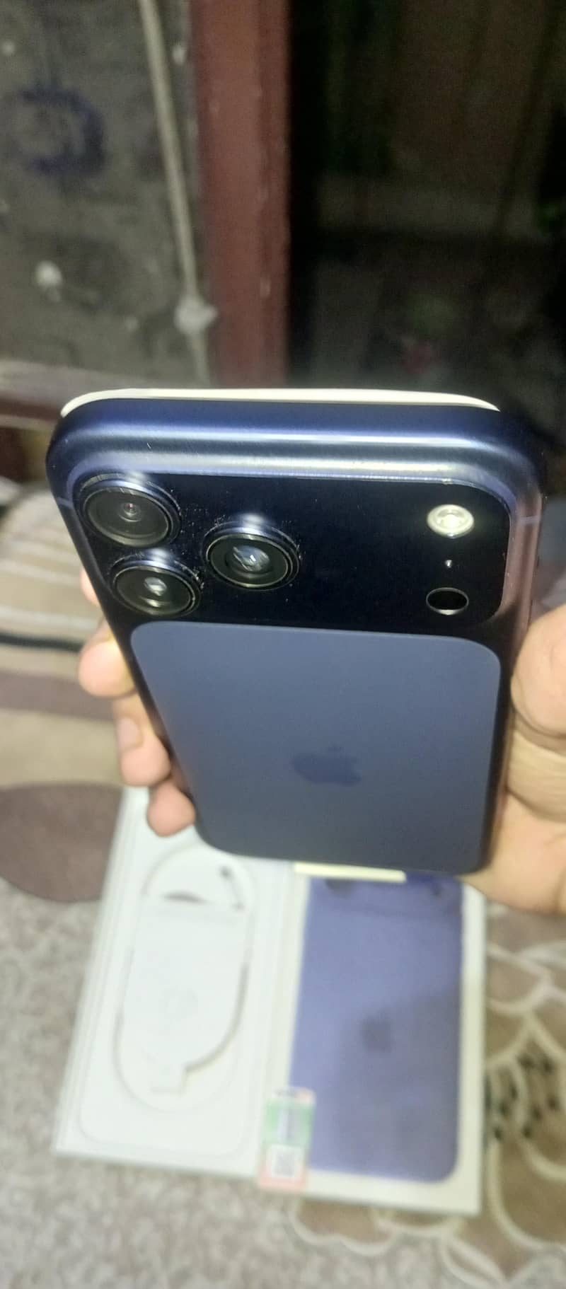 Apple iPhone 17 Pro Max 0