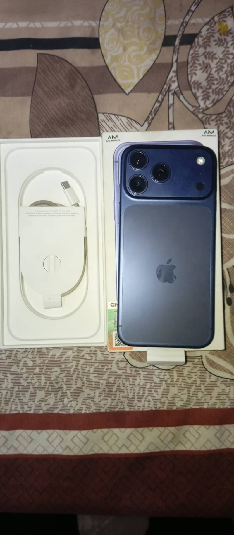 Apple iPhone 17 Pro Max 4