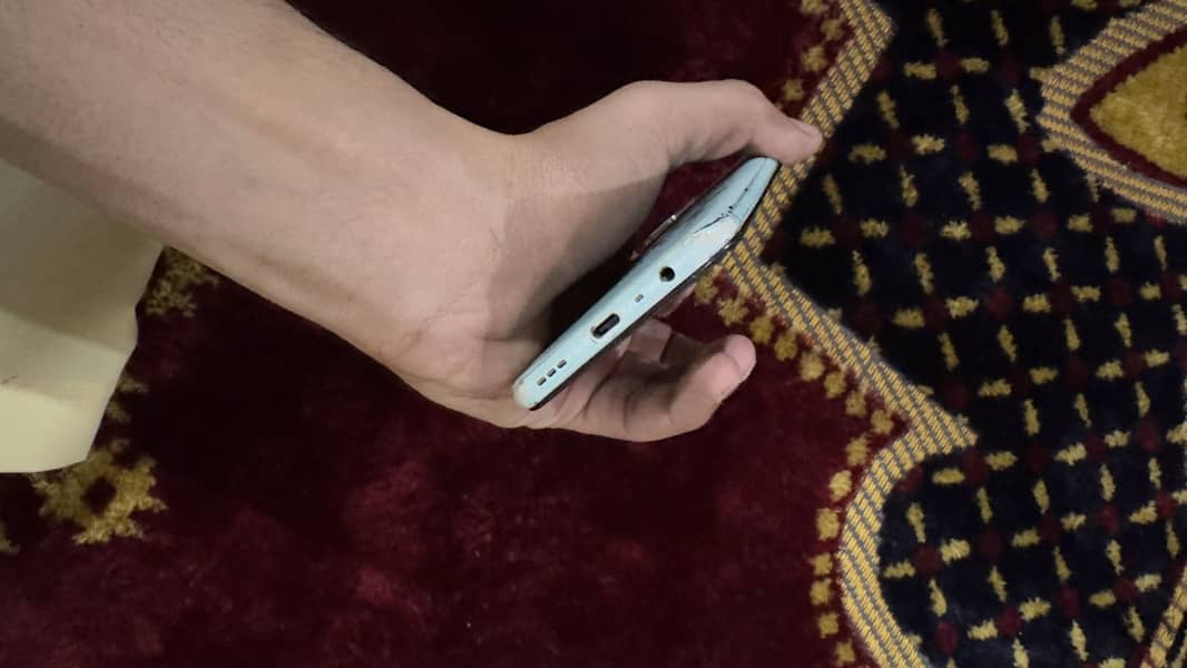 Oppo A52 5
