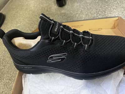 Brand new (still packed) sketchers shoes for men