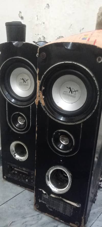 audionic woofer 6 speaker sound good loud sound