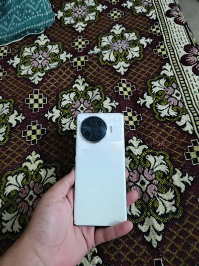 Tecno Spark 20 Pro Plus
