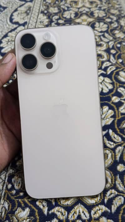 Apple iPhone 16 Pro Max