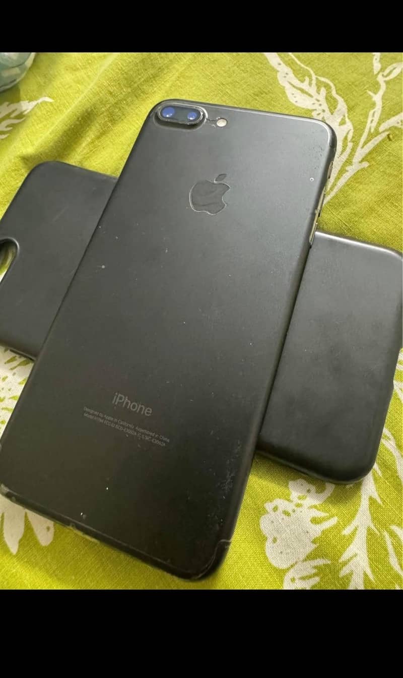 Apple iPhone 7 Plus 1