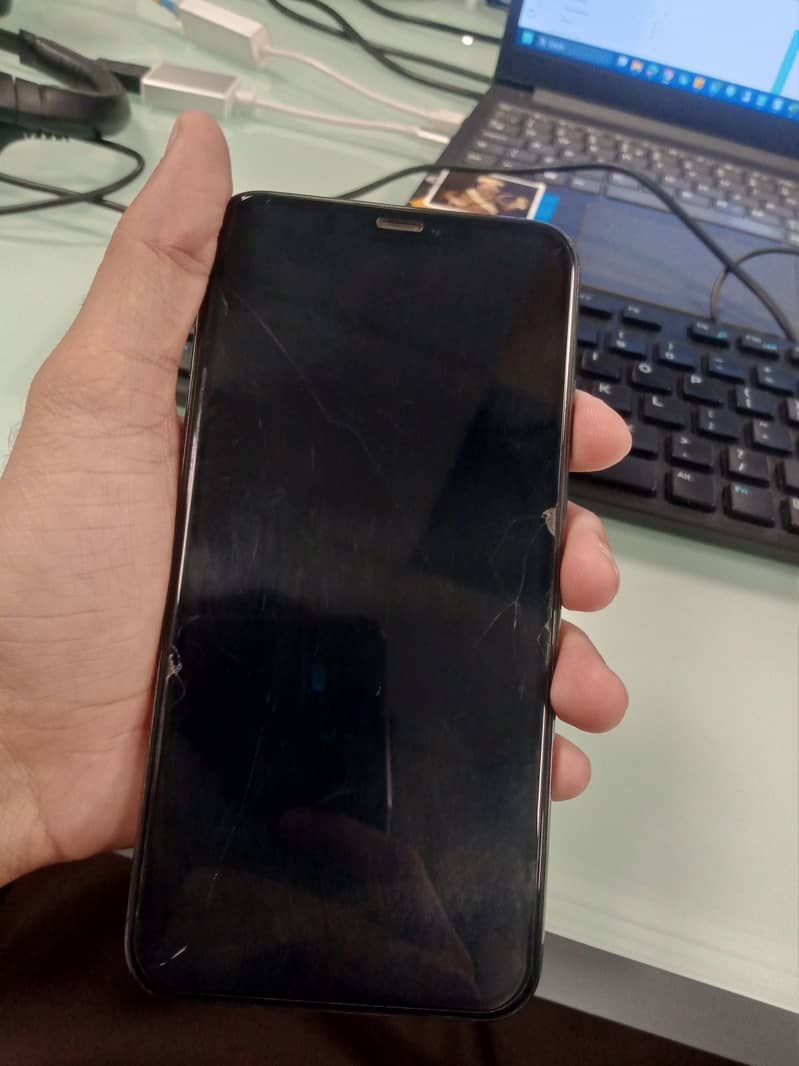 iPhone XS MAX 3